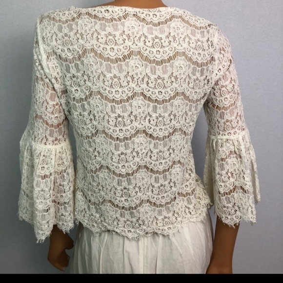 Lace top sz S - Picture 2 of 8